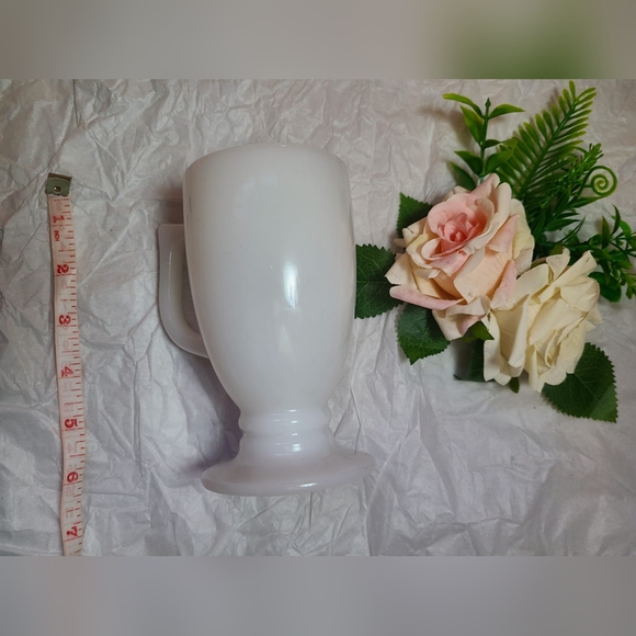 Vtg Hawaii Tiki Milk Glass Mug 🌺🌴 - Picture 3 of 5